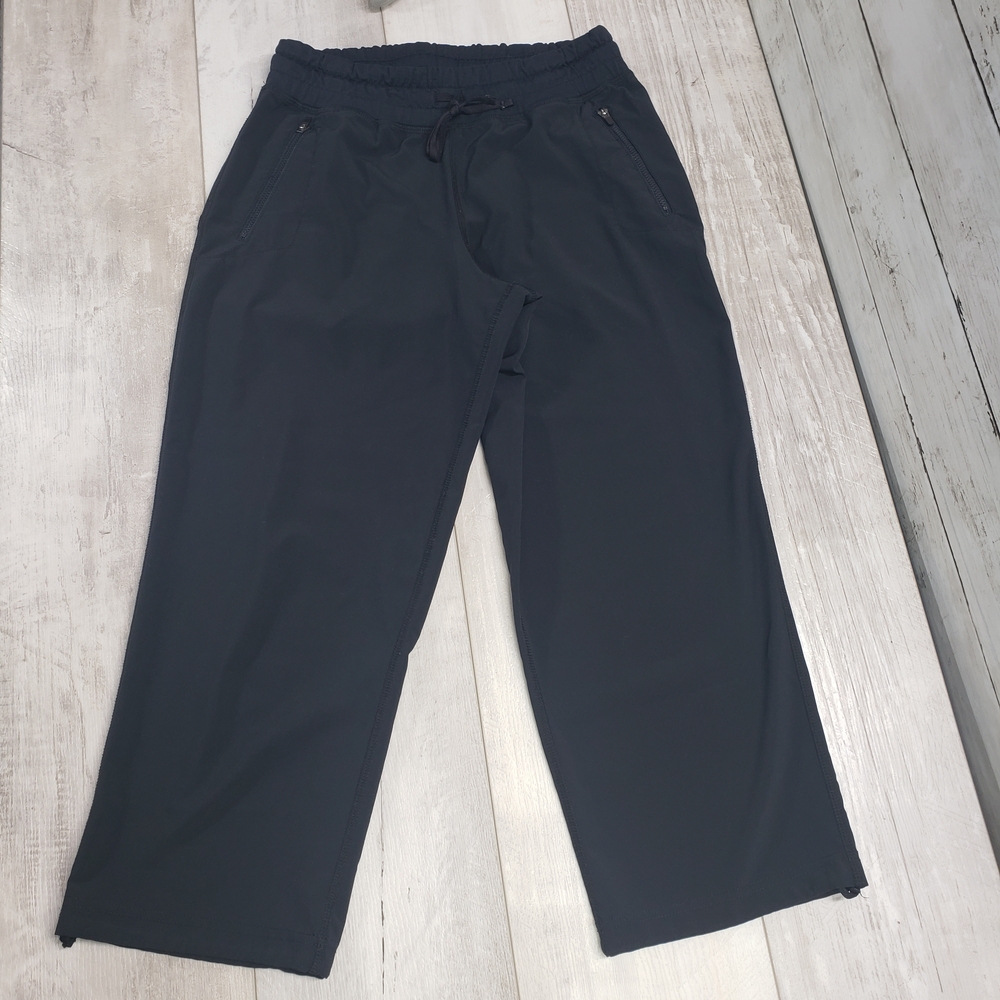 Fabletics Pull On Straight Leg Pants Black Side Zip Pocket Elastic Waist Casual